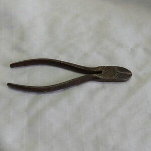 Pair of universal pliers &  Pair of vintage diagonal cutting pliers